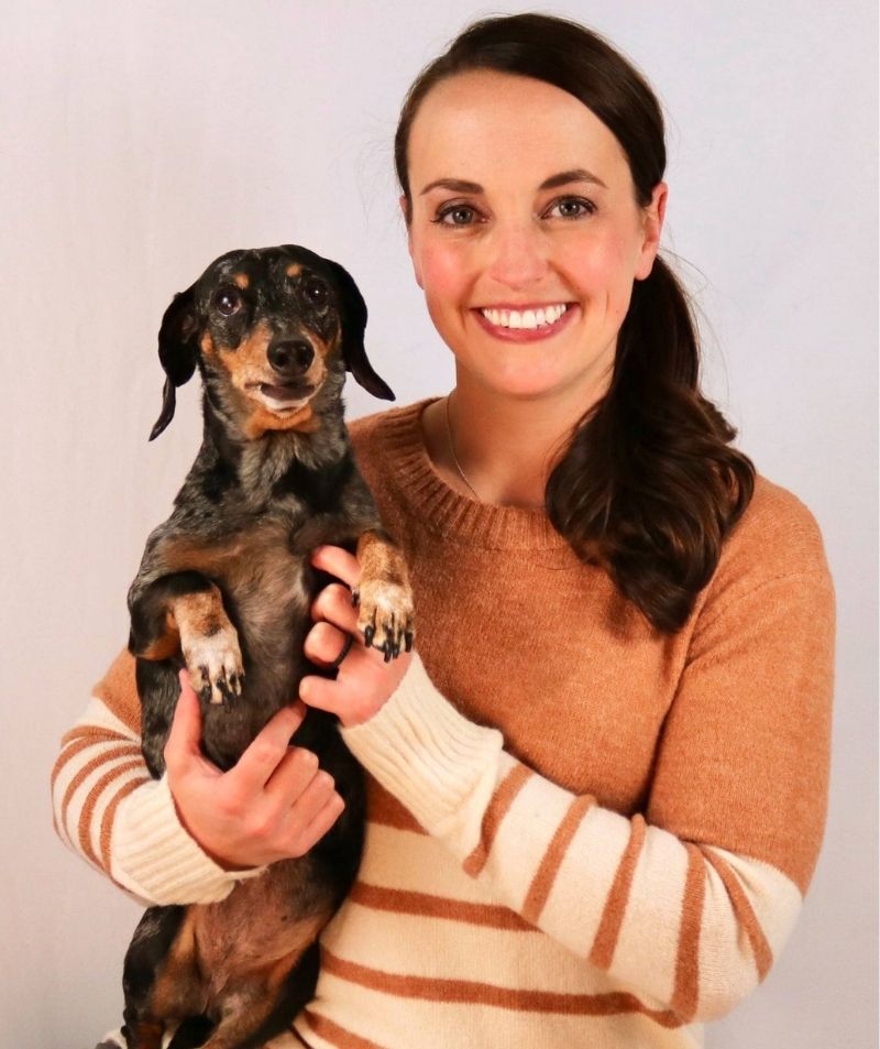 Dr. Jenny Janitell with a dog